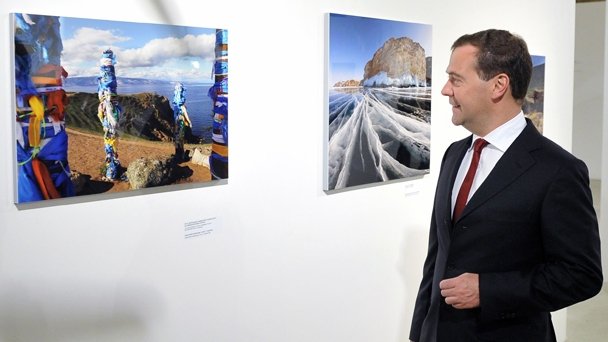 Посещение пятой юбилейной выставки «Лучшие фотографии России-2012» в Центре современного искусства «Винзавод»